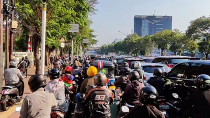 Potret Macet Imbas Kebakaran Hebat di Manggarai