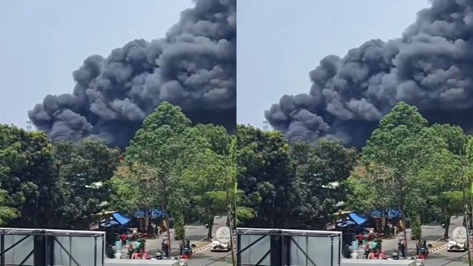 Kebakaran Hebat Melanda Lapak di Kalideres Jakarta Barat