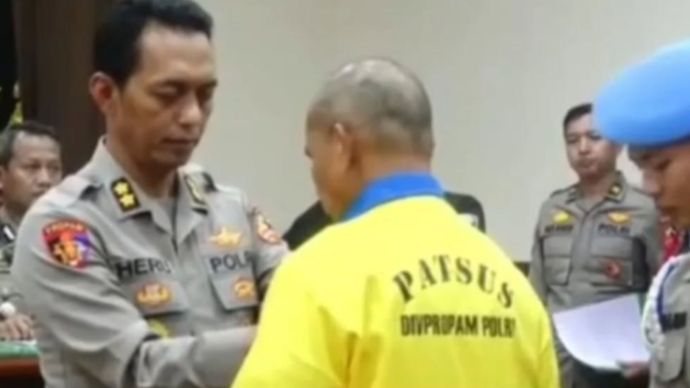 Momen AKP Dadang Iskandar Dipecat Polri