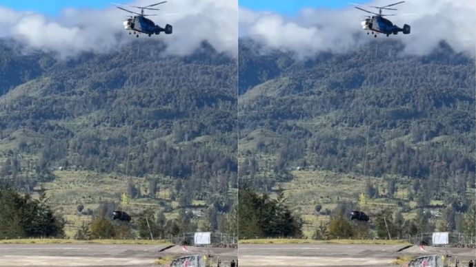 Warga Papua Beli Mobil Diantar Pakai Helikopter