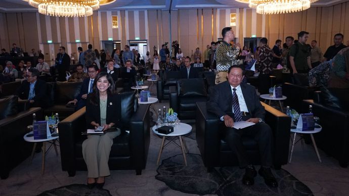 Menkomdigi Meutya Hafid dan SBY