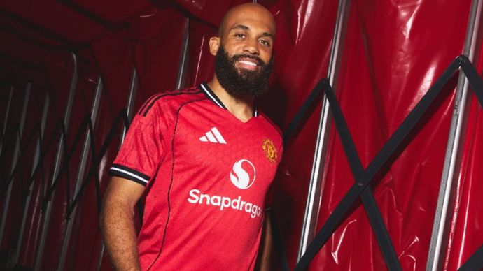 Bryan Mbeumo Resmi Berseragam Manchester United