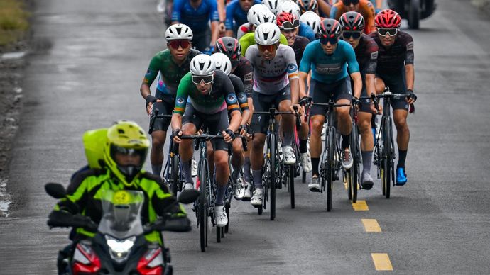 Pembalas beradi kecepatan diajang balap sepeda Internasional Tour de Banyuwangi (TdBI) 2025 estape empat di Banyuwangi, Jawa Timur, Kamis 31 Juli 2025.