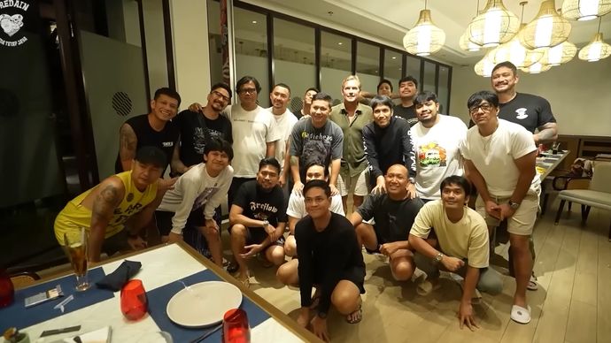 Tiba-tiba Alex Pastoor Main Games Bareng The Prediksi dan Bedain