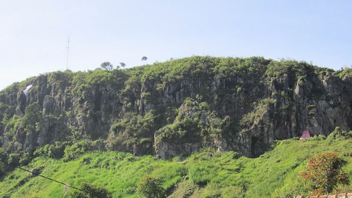 Gunung Batu Lembang