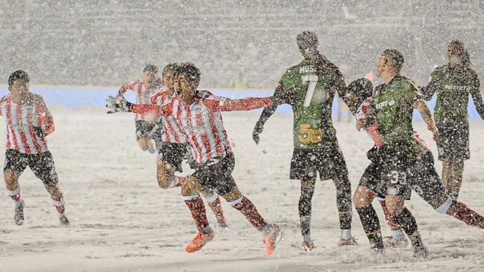 Badai Salju Tak Hentikan Atletico Ottawa Angkat Trofi CPL Pertama