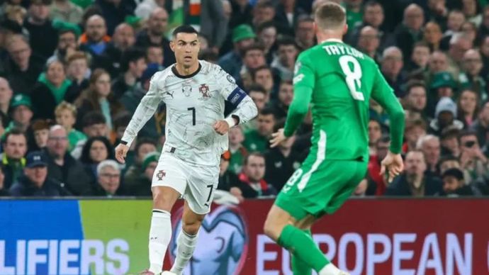 Cristiano Ronaldo Kartu Merah, Timnas Portugal Tumbang Atas Irlandia