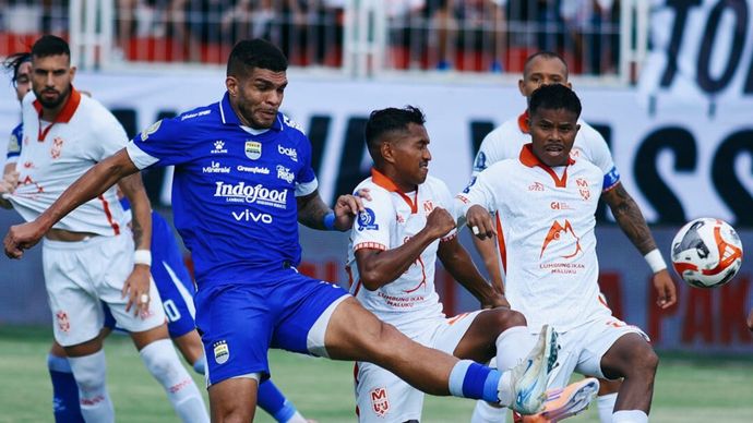 Malut United vs Persib Bandung
