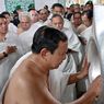 Prabowo Umrah dan Sapa Jemaah Indonesia di Mekkah