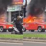 Viral Mobil VW Kurierwagen Terbakar Hebat di Tangsel