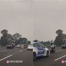 Pengendara Motor Wanita Nekat Masuk Tol Cikampek, Langsung Dikejar Polisi