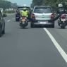 Aksi Humanis Polisi di Tol Cipali, Bantu Mobil Mogok dengan Teknik &ldquo;Stut&rdquo;