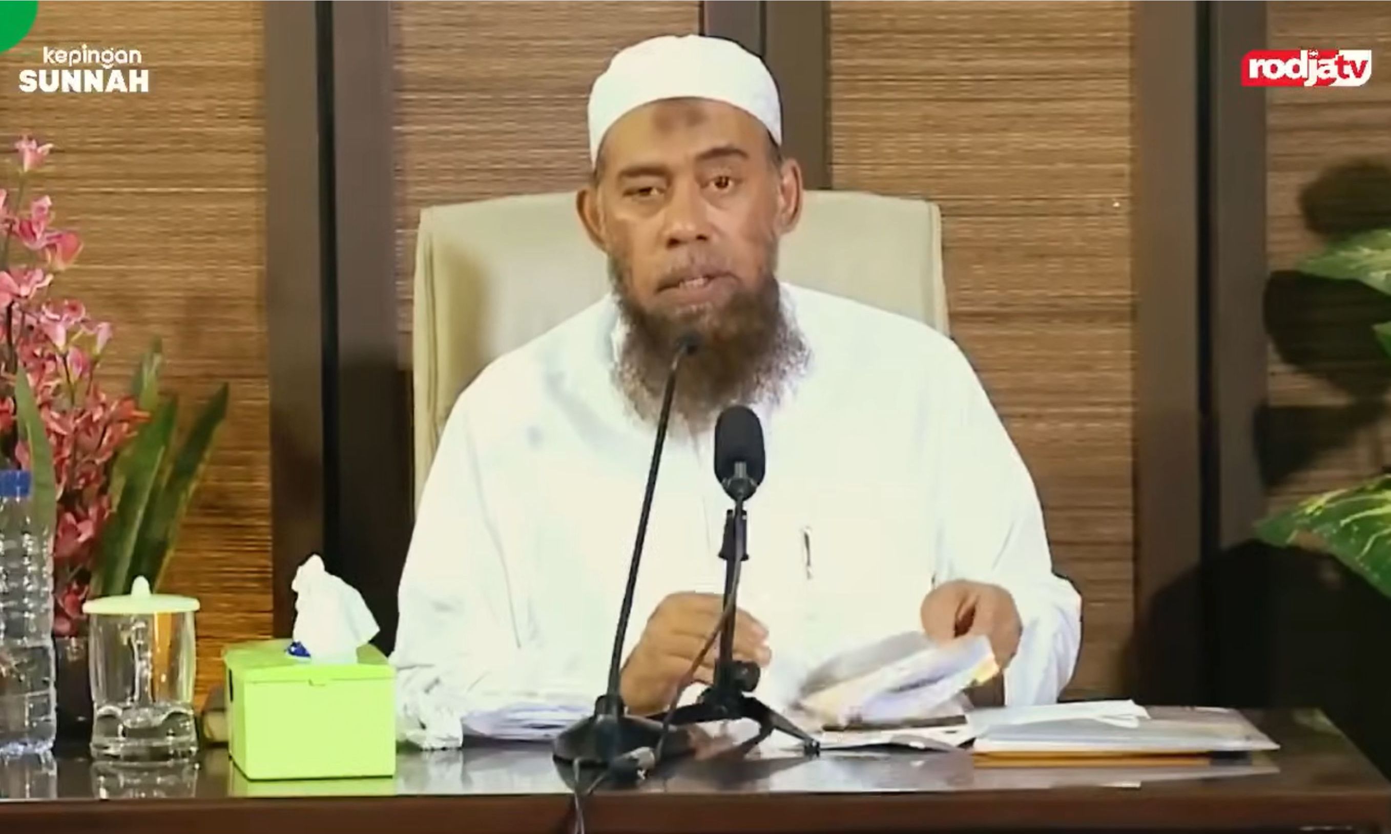 Ustaz Yazid bin Abdul Qadir Jawas  <b>(Youtube)</b>