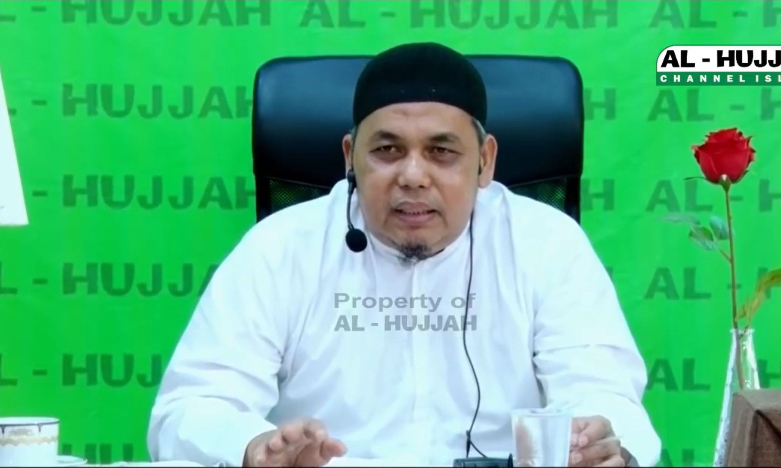Ustaz Munzir Situmorang <b>(Youtube)</b>