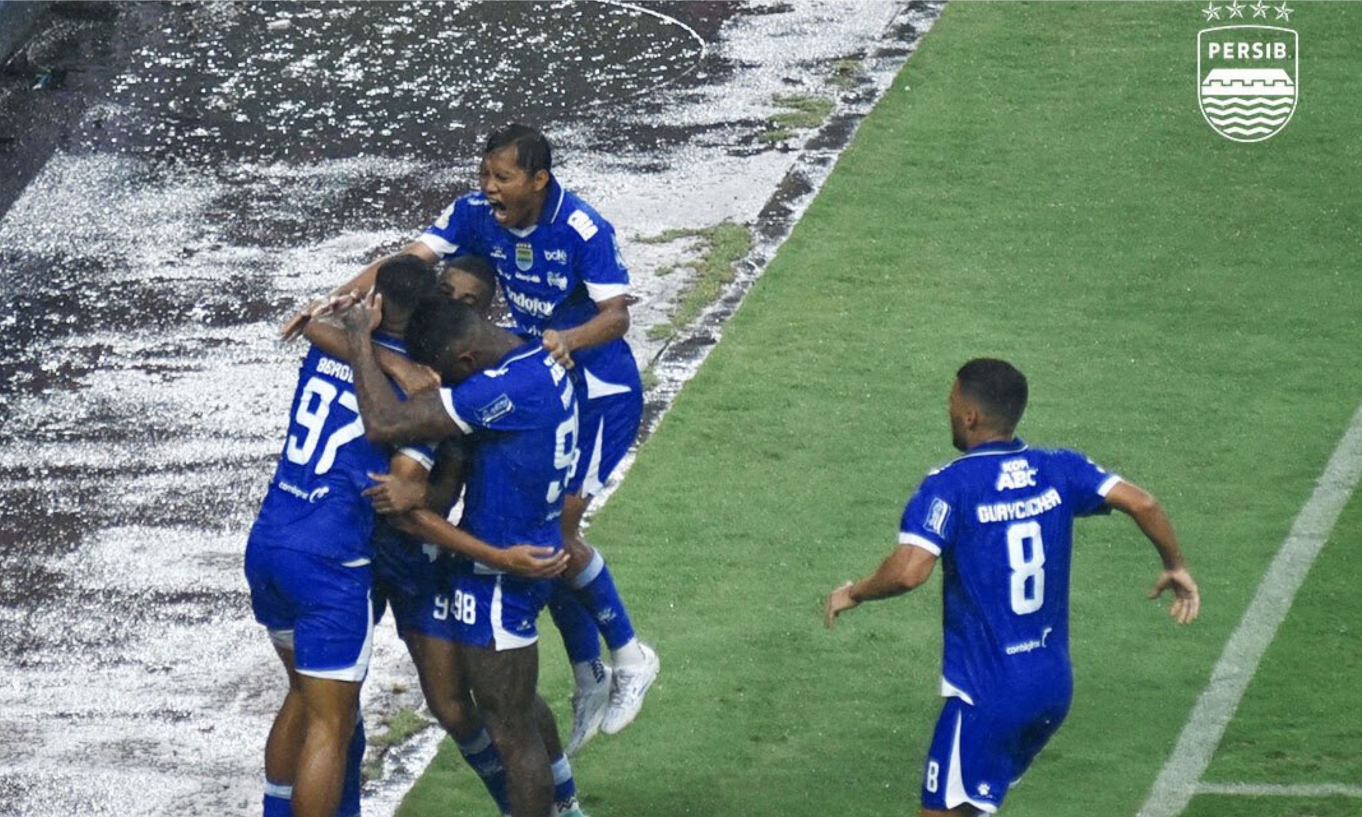 Persib Bandung <b>(X: Persib)</b>