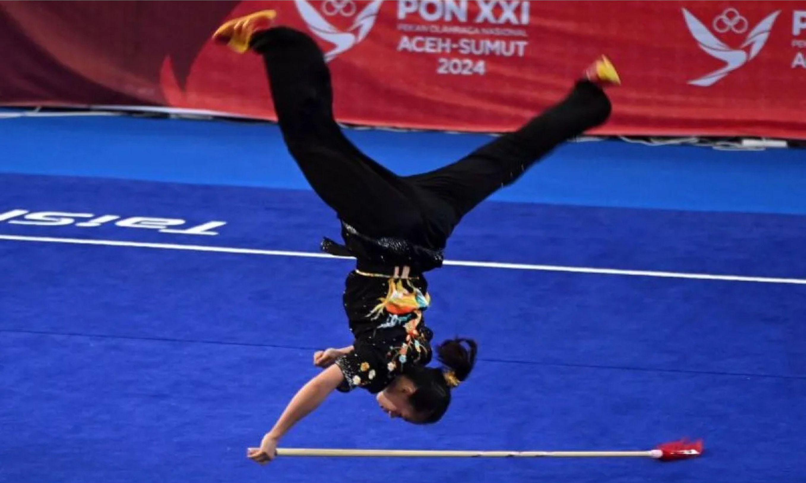 Patricia Geraldine Antar Wushu Indonesia Raih Emas Kedua di SEA Games 2025 <b>(ANTARA FOTO/Yulius Satria Wijaya)</b>