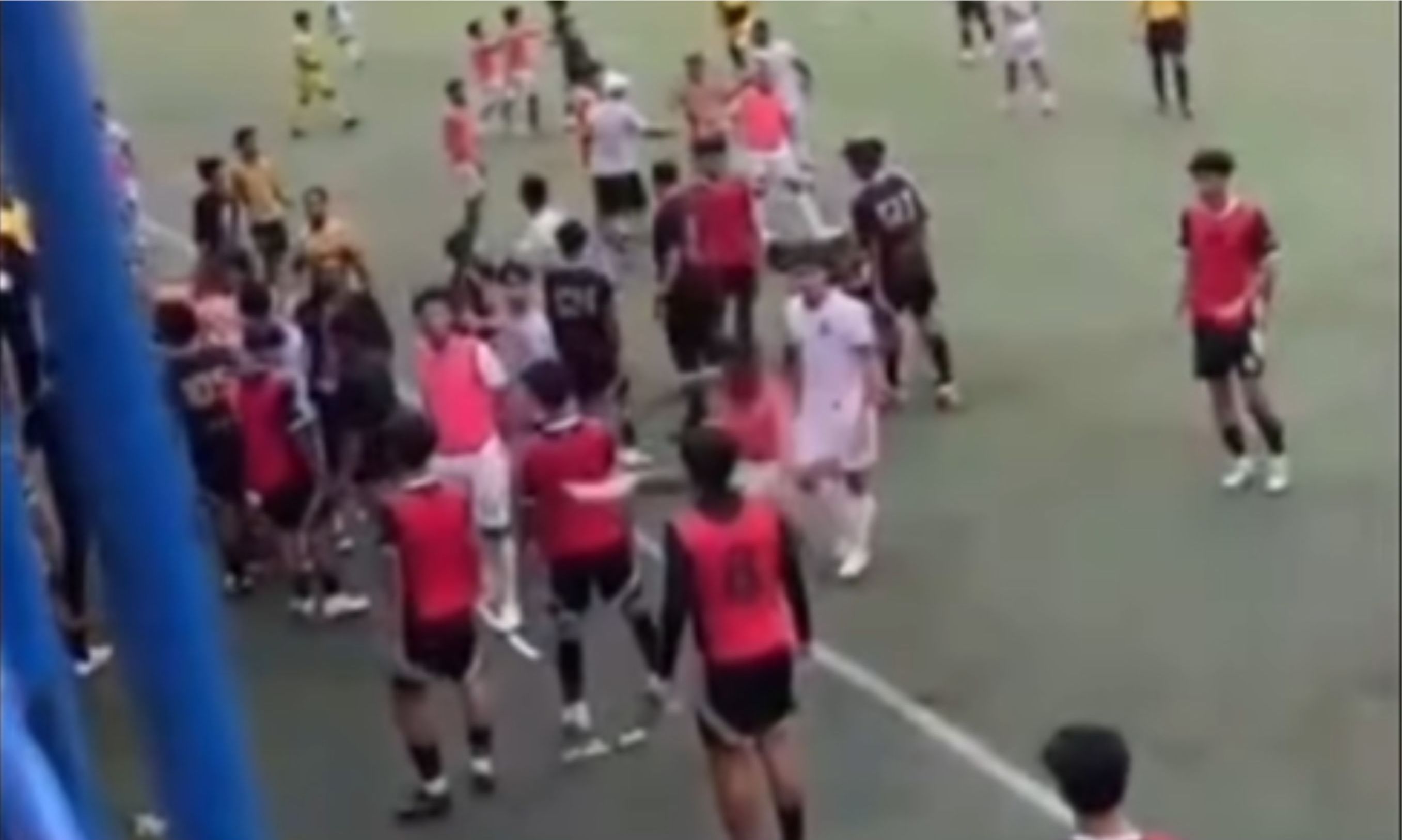 Tendangan Kungfu Fadly Alberto ke Lawan <b>(Istimewa)</b>