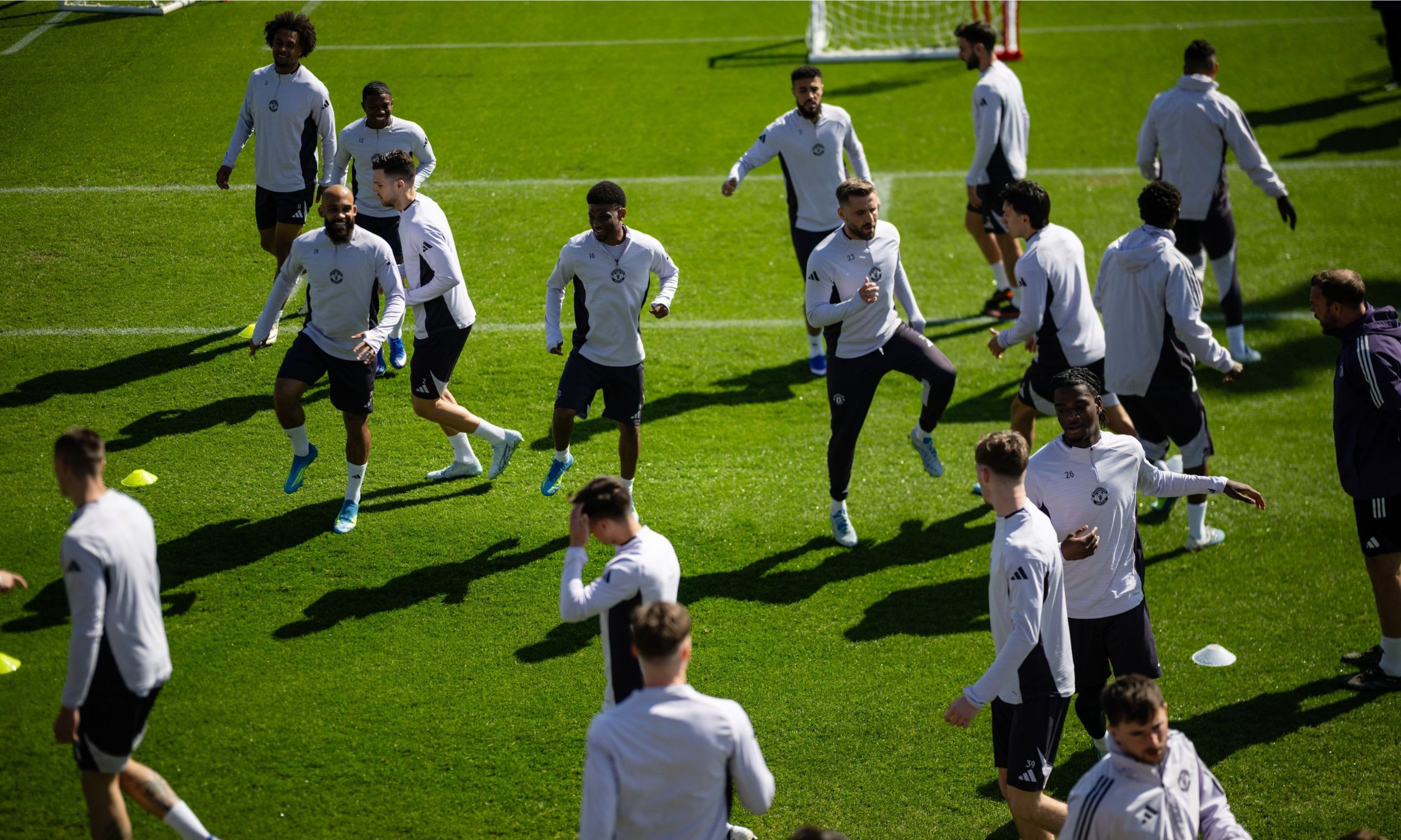 Manchester United <b>(X: Manchester United)</b>