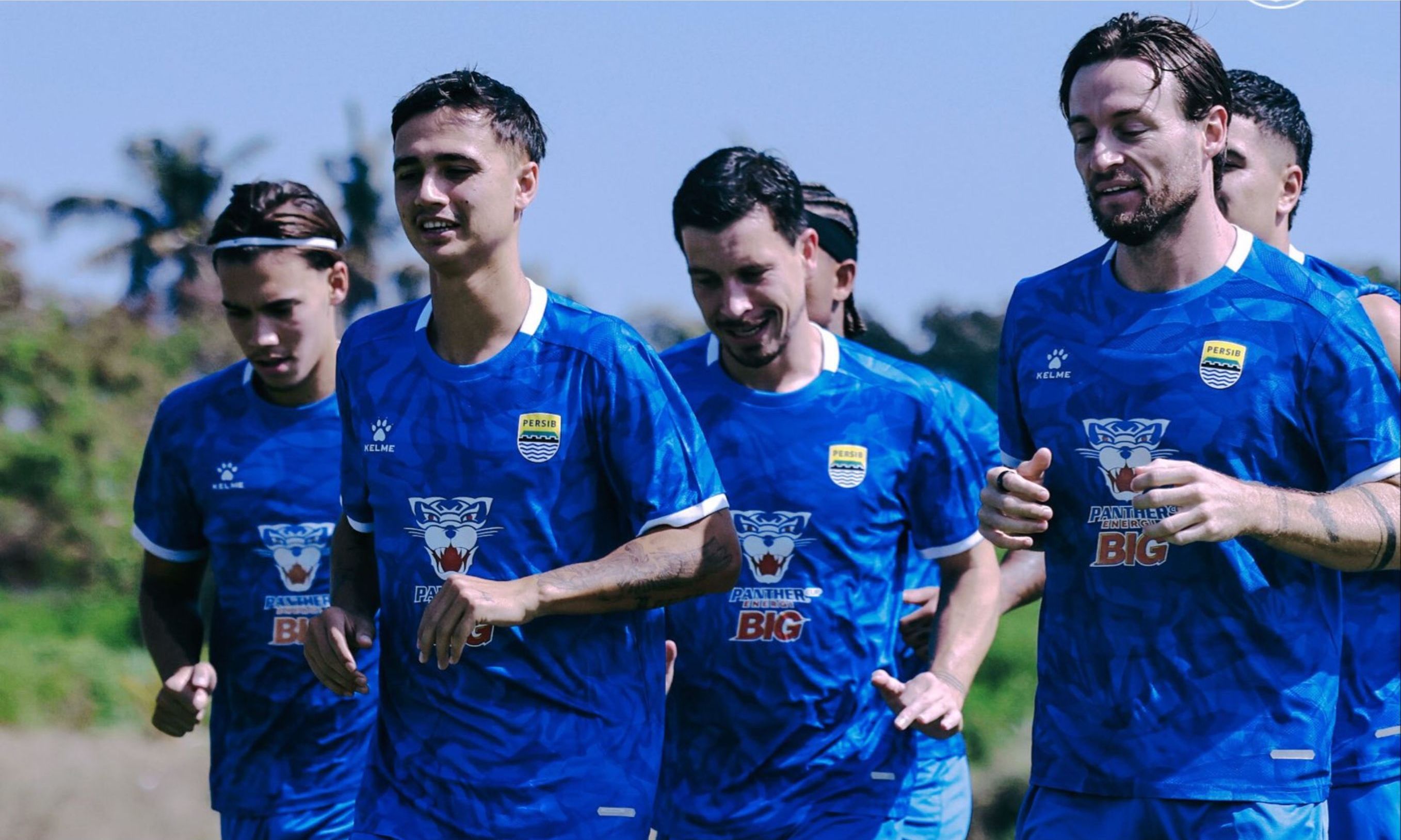 Persib Bandung <b>(X: Persib)</b>