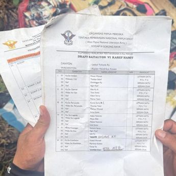 TNI Amankan Senjata Api dan Munisi dari OPM Kodap Sorong Raya saat Patroli di Maybrat