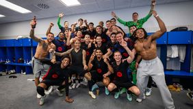 Pelatih Barcelona, Hansi Flick mengungkapkan beberapa alasan mengenai Blaugrana menjadi juara LaLiga 2024/2025 adanya kekeluargaan di tubuh para pemain.