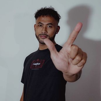 Persija Resmi Datangkan Aqil Savik untuk Perkuat Posisi Penjaga Gawang