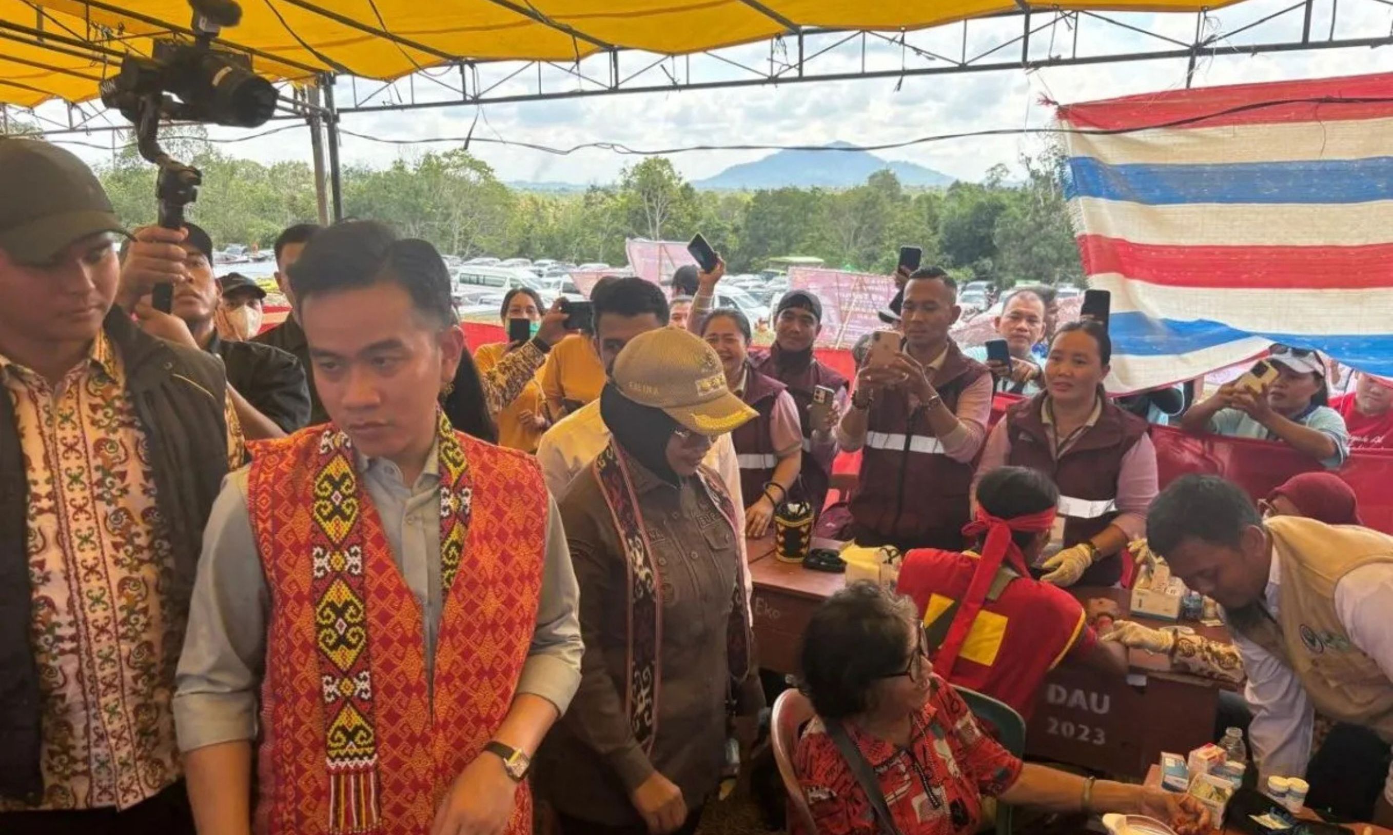 Gibran Dorong Kesetaraan Pendidikan Jawa-Kalimantan Lewat Sekolah Rakyat <b>(ANTARA/Mentari Dwi Gayati)</b>