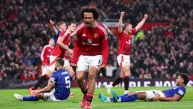 Manchester United berhasil meraih poin sempurna setelah menumbangkan Ipswich Town dengan skor 3-2 dalam lanjutan Premier League matchday ke 27 di Stadion Old Trafford pada Kamis dini hari tadi, 27 Februari 2025.