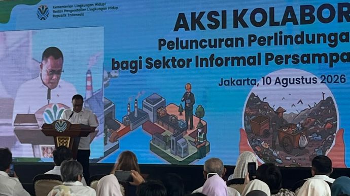 Menteri Lingkungan Hidup (LH) Mohammad Jumhur Hidayat