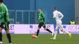 Jay Idzes Buat Jamie Vardy Mati Kutu