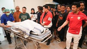 Ketua Umum PSSI, Erick Thohir menyampaikan belasungkawa atas meninggalnya suporter Ultras Garuda Djalu Ariel Fristianto akibat sakit jelang pertandingan menghadapi Lebanon pada Senin malam, 8 September 2025.