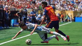 Penggemar Argentina meminta pertandingan Final Piala Dunia 2026 menghadapi Spanyol diulang setelah menilai banyak kontroversi di laga tersebut.