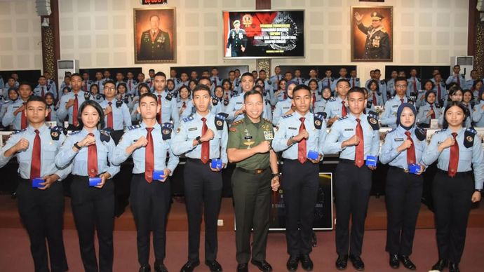 Komandan Seskoad Beri Pembekalan Inspiratif untuk Siswa SMA Taruna Nusantara Cimahi