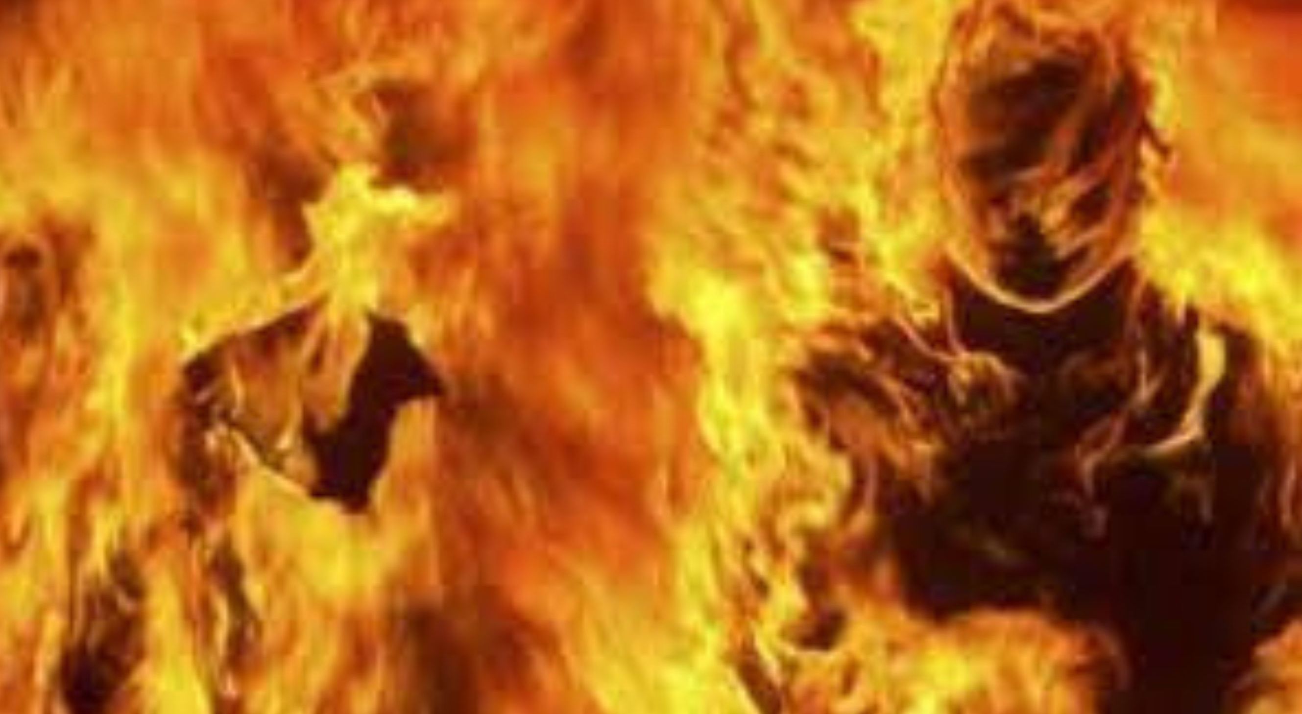 Terbakar Api <b>(Istimewa)</b>