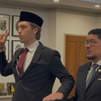 Luke Vickery Resmi Jadi WNI, Siap Bawa Harapan Prabowo ke Piala Dunia 2030