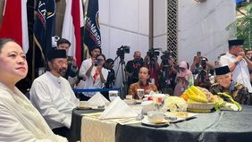 Mantan Presiden Jokowi dan Ketua DPP PDI Perjuangan Puan Maharani terlihat berada satu meja di acara buka bersama Partai Nasdem.