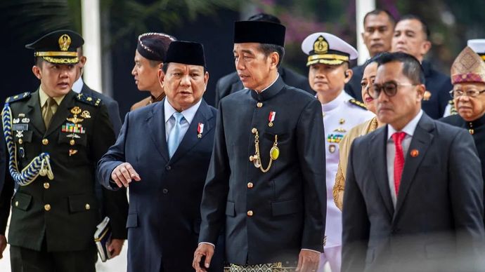 Presiden Jokowi dan Prabowo Usai Menghadiri Sidang Tahunan MPR. <b>(Antara)</b>