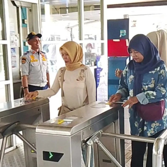 Tarif Rp1 TransJakarta Diserbu Penumpang Saat Hari Angkutan Nasional 2026