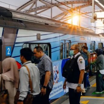 567 Ribu Warga Naik MRT saat Tarif Rp1 HUT ke-499 Jakarta