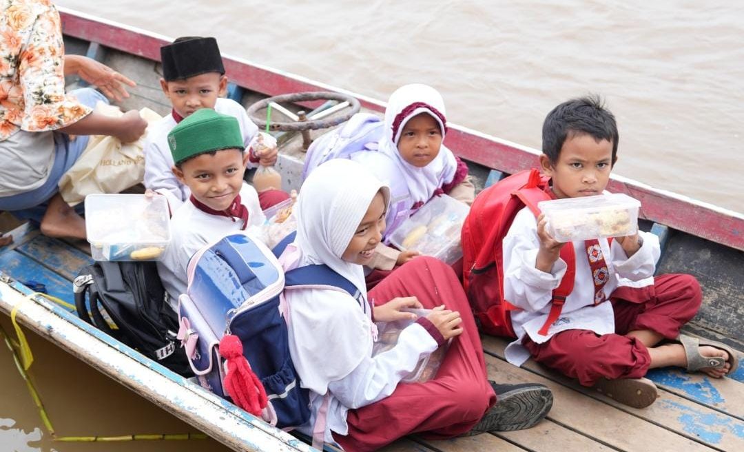 Program Makan Bergizi Gratis (MBG) membawa manfaat nyata bagi siswa-siswi di SD 152 Palembang.  <b>(Istimewa)</b>