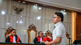 Direktorat Tindak Pidana Siber Bareskrim Polri mengungkapkan bahwa Azizah Salsha atau Nurul Azizah Rosiade, bersama dua kreator konten yakni Resbob dan Bigmo telah mencapai kesepakatan damai dalam kasus dugaan pencemaran nama baik