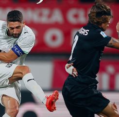 Jay Idzes Absen, Sassuolo Takluk Atas Monza 1-2