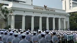 Pimpin Upacara Hari Lahir Pancasila, Prabowo: Pancasila Bukan Ruang Kosong
