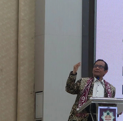 Mahfud MD Sebut Penangkapan Koruptor di Luar Negeri Tidak Sulit