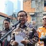 Pramono Anung Serahkan Bantuan Pemutihan Ijazah Tahap 4