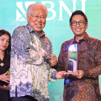 BNI Sabet Penghargaan Environment & Sustainability, Mantapkan Langkah dalam Keuangan Berkelanjutan