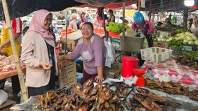 Lubuklinggau Berada di bagian barat Sumatera Selatan, Lubuklinggau berkembang sebagai kota dengan aktivitas masyarakat yang beragam. Perdagangan menjadi salah satu penggerak ekonomi, sementara di sejumlah wilayah masyarakat juga menggantungkan penghi