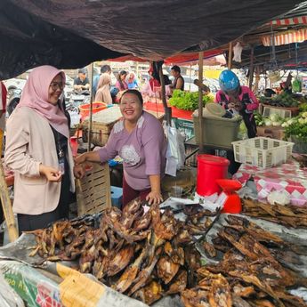 Dampingi Usaha dan Edukasi Keamanan Transaksi, Mantri BRI Hadir Dekat dengan Masyarakat di Lubuklinggau
