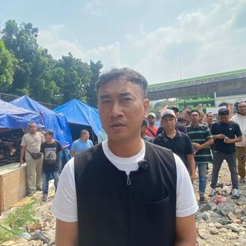 Setahun Bertahan di Puing Kebakaran, Pedagang Taman Puring Tagih Janji Revitalisasi Pasar