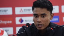 Sikut Pemain Filipina, Kapten Timnas Indonesia Dapat Kartu Merah!